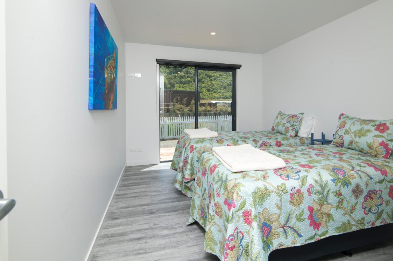 Boathouse Apartments Picton Exterior photo